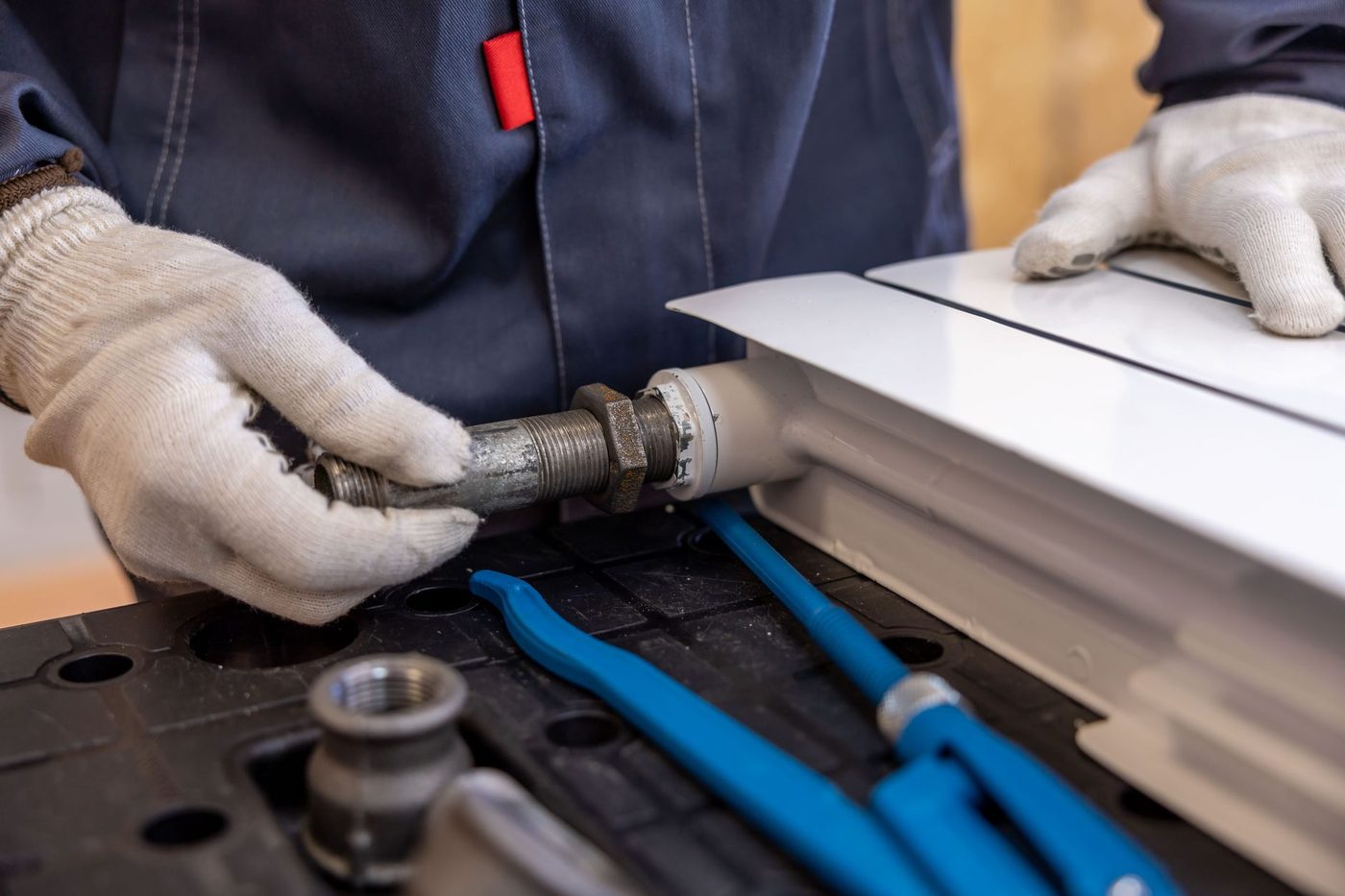 Licensed plumber at work in Surprise